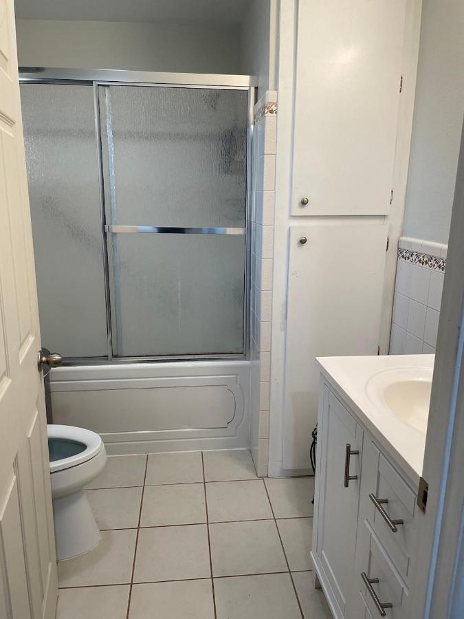 Private Room In La With Free Wifi And Tv With Shared Kitchen Los Angeles Exterior foto