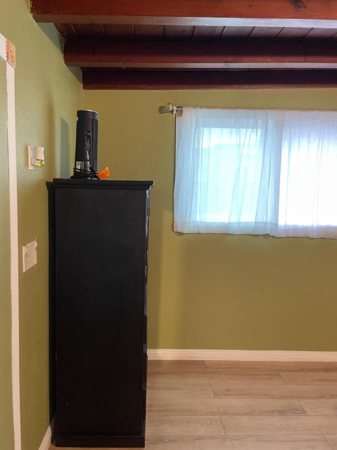 Private Room In La With Free Wifi And Tv With Shared Kitchen Los Angeles Exterior foto